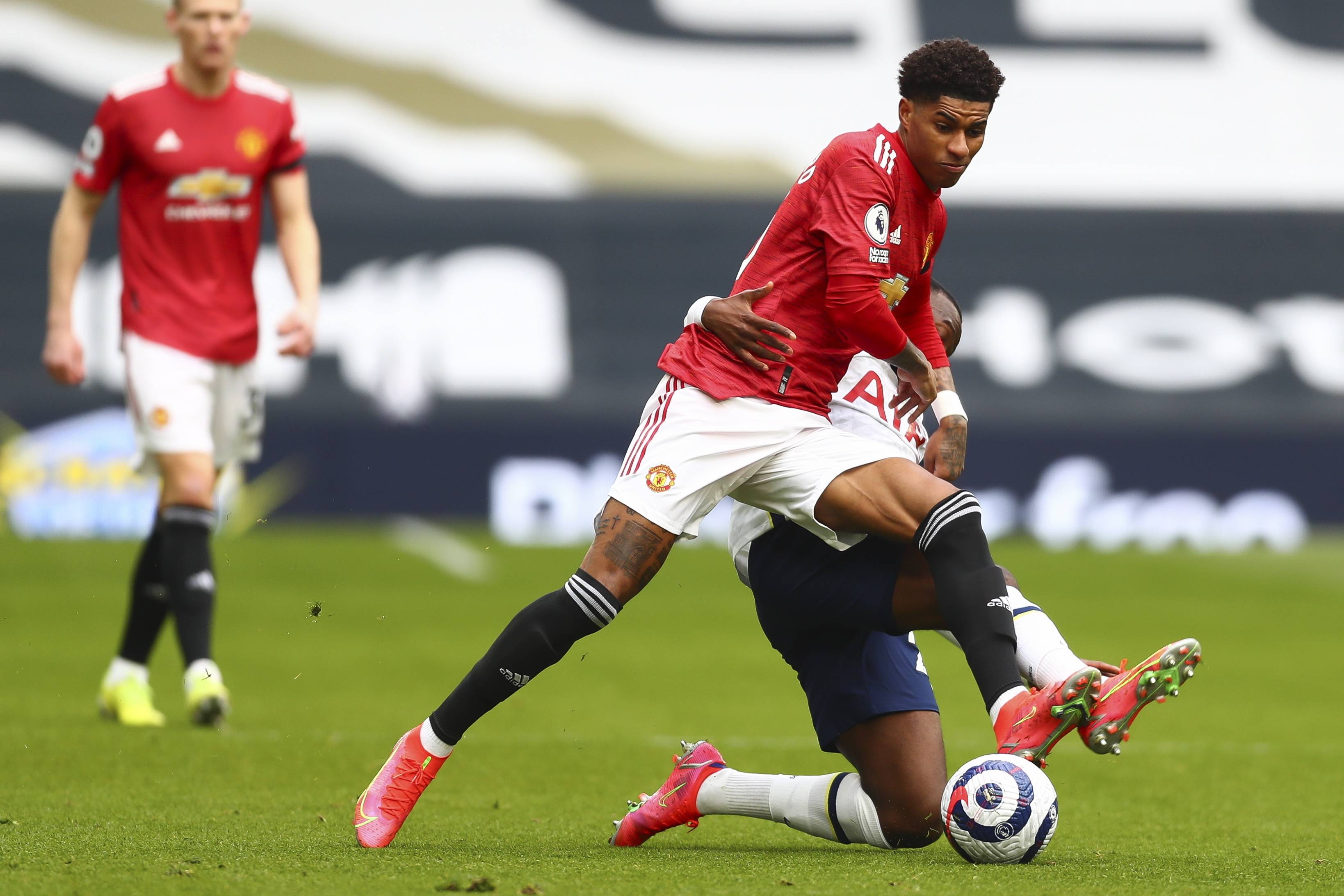 恰洛夫的比 恰洛夫的比