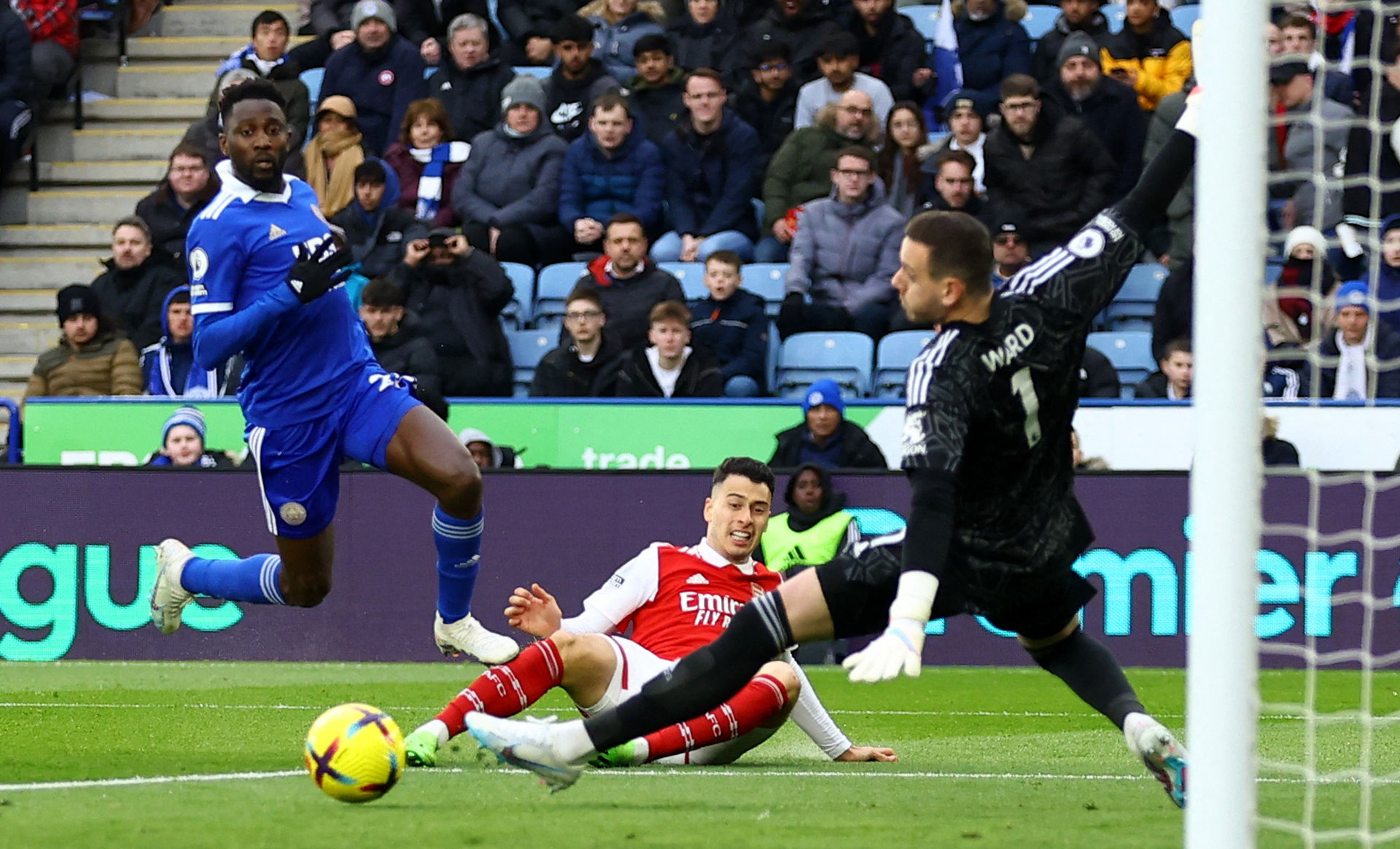 焕发光彩的 焕发光彩的