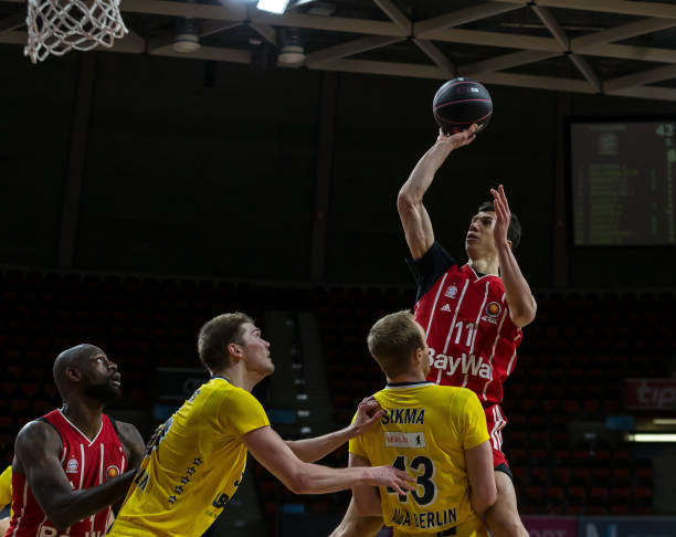 博洛尼亚逆 博洛尼亚逆